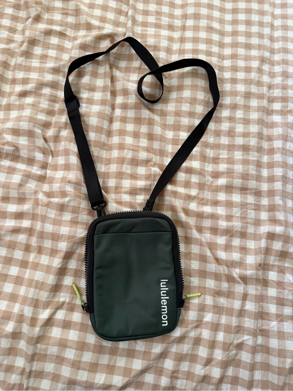 lululemon athletica Small Crossbody Pouch in Deep Green with Black Strap